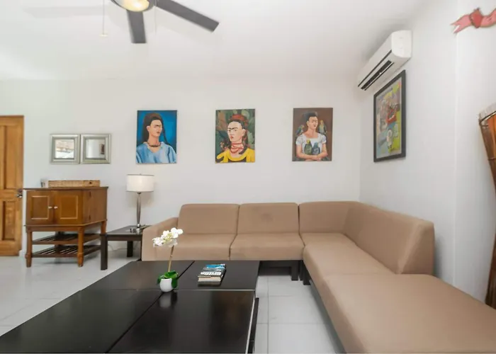 Penthouse Retreat Rooftop, Bbq & Pool Appartement *